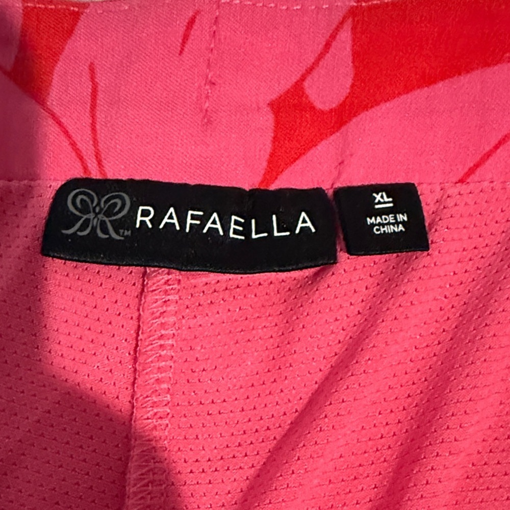 Rafaella Vibrant Pink and Red Leaf Skort - Picture 6 of 7